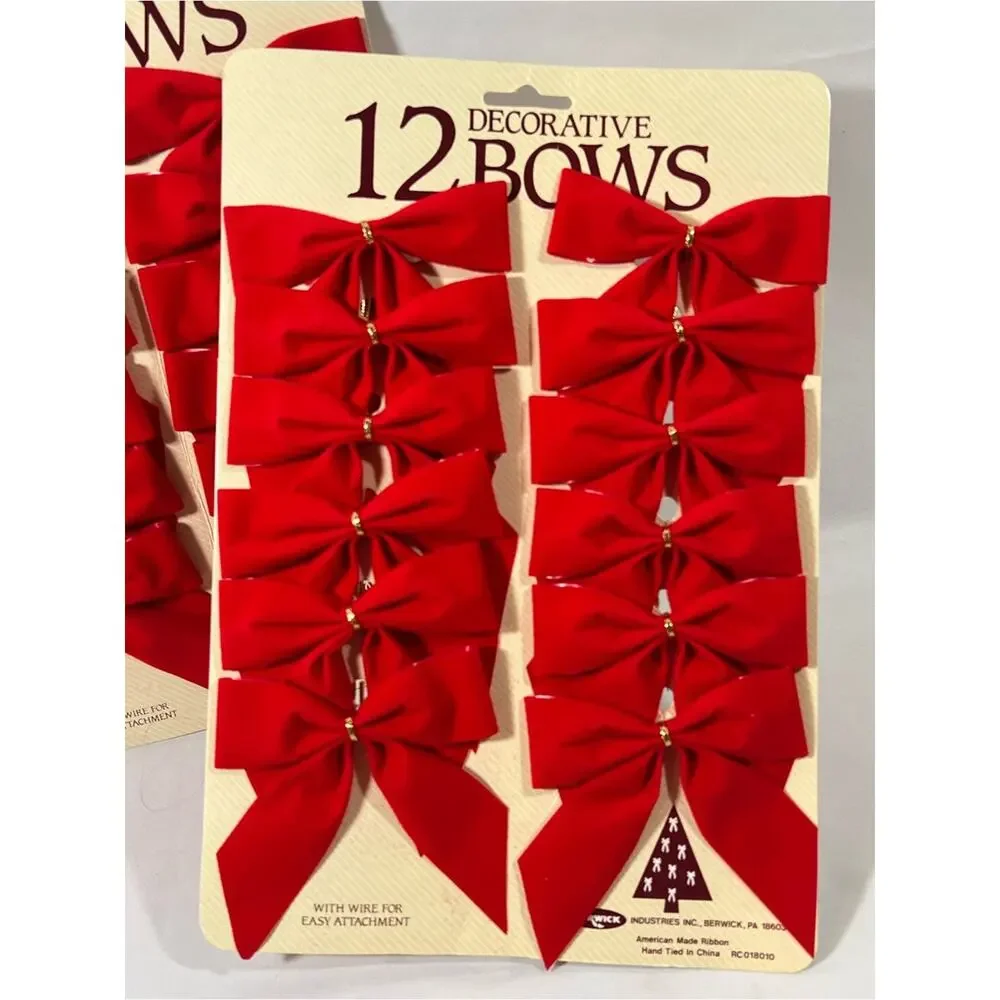 Vintage Lot of 24 Velvet Red Bows Christmas Valentine’s Berwick Gold Wire Ties